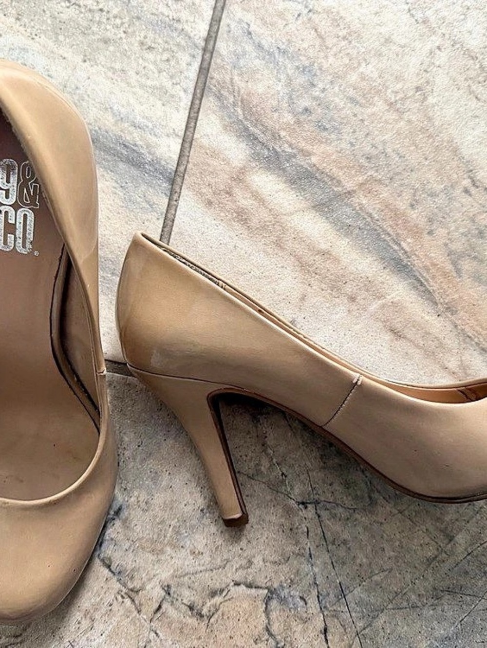 Cream/ Tan Heels